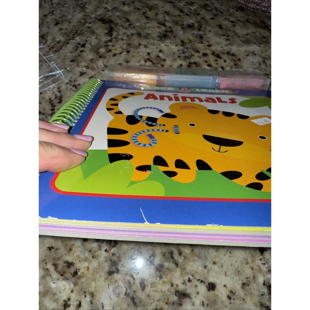 Lace & Learn‎ Animals Activity Book 2004 ActiveMinds. 4413